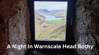 A night in Warnscale Head Mountain Bothy in the Lake District [upl. by Sarina469]