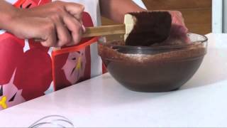 Cómo preparar ganache de chocolate  Todo Dulce [upl. by Maxma727]