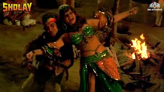 Mehbooba Mehbooba  Sholay 1975  Helen  Amjad Khan  Amitabh  Bollywood Dance Hit Song [upl. by Milinda]