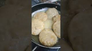 Urad dal ki kachori shorts tastekapitara food funny recipe diwalisweetrecipe [upl. by Stormie]