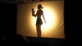 Spettacolo per bambini MAGIE DI LUCE  il teatro delle ombre  Alcatraz Estate 2015 [upl. by Enitsahc]