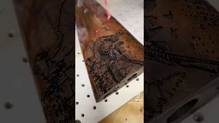 Gravure laser sur bois [upl. by Inek]