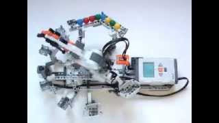 LEGO MINDSTORMS NXT 20 en ROBOTICAcom [upl. by Harutak]