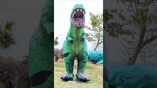 Instructions for wearing the Triceratops inflatable costume dinosaur cos Godzilla [upl. by Ashli]