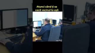 Atunci cand ti se caca vecinul la usa  femeie care suna la politie  reclamatie la 112 [upl. by Balas431]