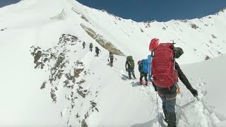 Last moments of Himalayan climbers before avalanche [upl. by Atterehs]