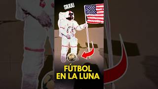 El Fútbol en la Luna… ¡Casi 🌕⚽ curiosidadesfutbol messi cr7 shorts [upl. by Manara]