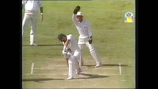 Dodgy Australian umpiring LBW appeal against Mike Valetta 1st Test vs New Zealand Gabba 198788 [upl. by Aicirtan]