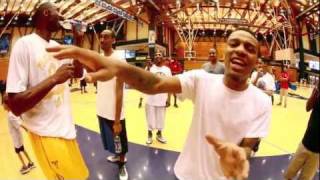 Bow Wow Vs Kobe Bryant 1 on 1 Basketball [upl. by Janerich]