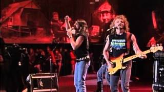 The Kentucky Headhunters  Dumas Walker Live at Farm Aid 1990 [upl. by Gonnella365]