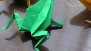 Japanese Traditional ORIGAMI quotFROGquot [upl. by Ylagam]