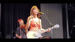 Feist  My Moon My Man  Cadence Bank Amphitheatre  Atlanta GA 63024 [upl. by Atiran]