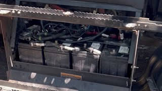 REPLACING BATTERIES ON A KW T680 KIMS SLEEPER BUNK AC SYSTEMDIY diyhowtokenworthclimatecontrol [upl. by Laius]