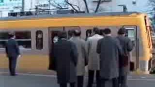 1991 朝の通勤ラッシュー Morning Tokyo Trains 910208 [upl. by Ainegue]