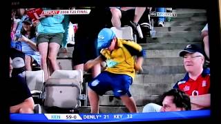 Funny Dancing Boy At T20 Finals day 2008 [upl. by Sima]