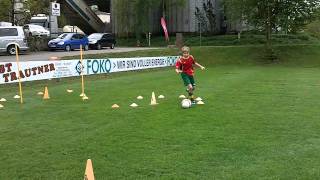 Dribbelstar Qualifikation Teil 1 beim INTERSPORT kicker Fußballcamp in Hiltpoltstein [upl. by Muiram]