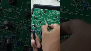 Prak Elektronika Modul 3  Video Demo Rangkaian Integrator Amplifier [upl. by Llerad]