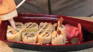 طريقه السوشي بالربيان تمبورا Shrimp tempura sushi roll [upl. by Neyut852]