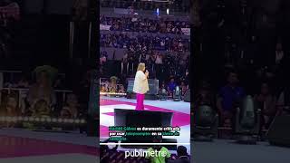 XochitlGalvez cierra su campaña con música y Teleprompter en la arenacdmx [upl. by Dory]