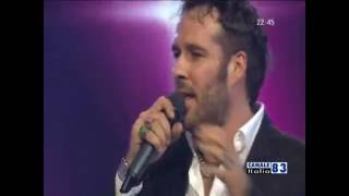 FABIO BOCCADORO esegue un MEDLEY dei POOH  Sabrina Borghetti Show Band [upl. by Newkirk101]