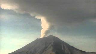 Spectacular Popocatépetl volcano eruptions  Puebla Mexico timelapse  May 03 2012 [upl. by Jennifer]