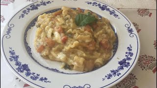 Pasta e patate quotazzeccosaquot con scamorza affumicata videoricetta n 1121 [upl. by Candy]