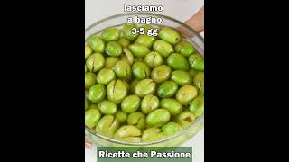 Ricette che Passione ti spiega come preparare le olive schiacciate calabresi in salamoia [upl. by Annaet]