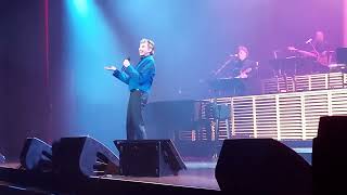 barry manilow daybreak London palladium [upl. by Bonacci]