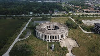 Abandoned and desolate Tinley Park Mental Health Center [upl. by Orelle]