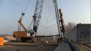 Met de Delmag 46 betonpalen 51 schoor heien voor viaduct Zijdelweg Uithoorn [upl. by Cheng736]