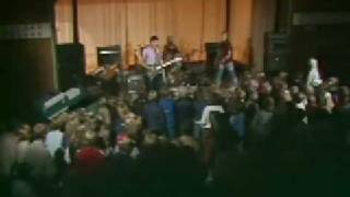 Tyhjät Patterit Jää9 live 1981 [upl. by Freeland]