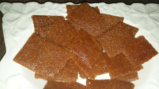 Khopre Ki Chikki Lonavala Style Or Nariyal Ki Chikki Coconut Chikki  Hafsa Kitchen  Hindi  Urdu [upl. by Leva]