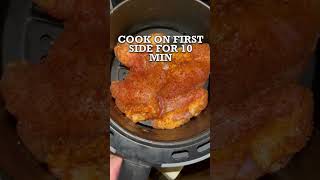 HOW TO AIR FRY CHICKEN THIGHS [upl. by Charpentier]