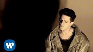 Alejandro Sanz  Pisando Fuerte Video Oficial [upl. by Tletski169]