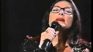 Nana Mouskouri  Histoire d un Amour  Live avi [upl. by Seiuqram]