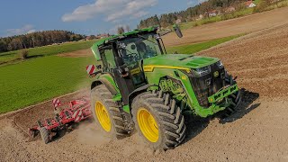 DER JOHN DEERE 8R 370  LU Ruhland  Maislandvorbereitung mit dem Horsch Terrano 6FX [upl. by Atikehs]