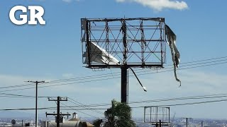 Dejan ventarrones daños en la Ciudad  Monterrey [upl. by Yttik]