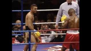 Naseem Hamed vs Steve Robinson [upl. by Otho]