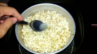 Philips Airfryer  Cooking Instant Noodles [upl. by Jer]