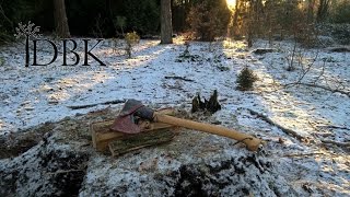 Granfors Small Forest Axe Splitting wood [upl. by Tuddor412]