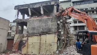 👷‍♂️🏚️ building demolition old building demolition vlogger buildingconstruction skdemolition [upl. by Digdirb106]