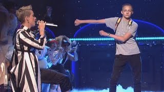 Meet the Dancing Backpack Kid Who Stole Katy Perrys Spotlight on SNL [upl. by Saibot]