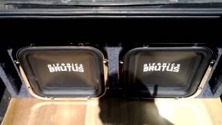 Subwoofer Hifonics brutus [upl. by Chaddie]