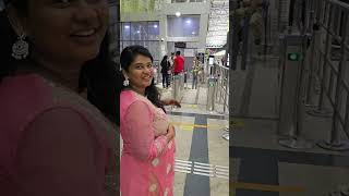 🤯Airport la asingama pochi kumaru🥹 pregnant trending shortsfeed valakappufunction [upl. by Rahmann]