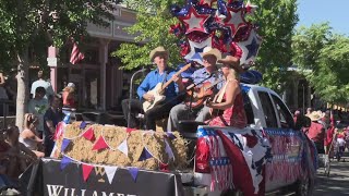 Thousands gather for annual Folsom Hometown Parade [upl. by Lonier966]