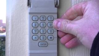 How to reset your garage door keypad pin number [upl. by Suzzy]