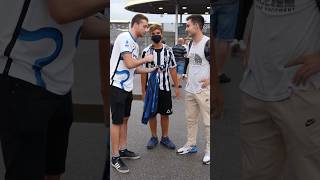 INTERISTA ESULTA CON LA MAGLIA DELLA JUVE 😨 [upl. by Vincelette412]