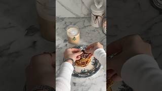 kinder banana pancakes 🍫🥞🎄 christmas breakfast breakfastrecipe christmasdecor xmas [upl. by Jessi]