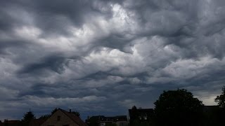 Onweer 8910 juni 2014 blikseminslagen thunderstorm asperatus lightning strike [upl. by Pulchi686]