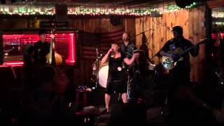 AILEEN QUINN amp the Leapin Lizards  Joes All American Bar amp Grill SWINGIN in the New Year [upl. by Gathard993]